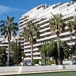 Paraiso Playa Primera Linea 아파트 *